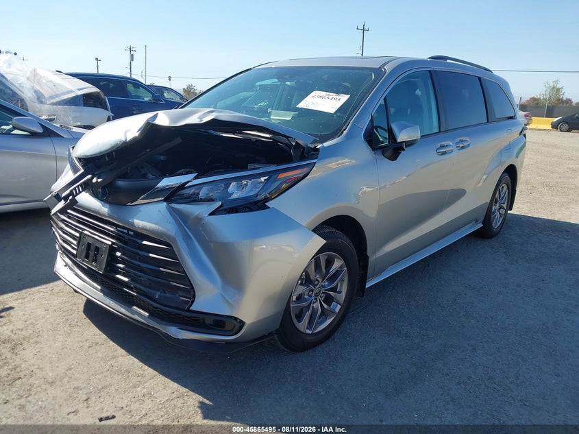 2024 TOYOTA SIENNA auction photo 2