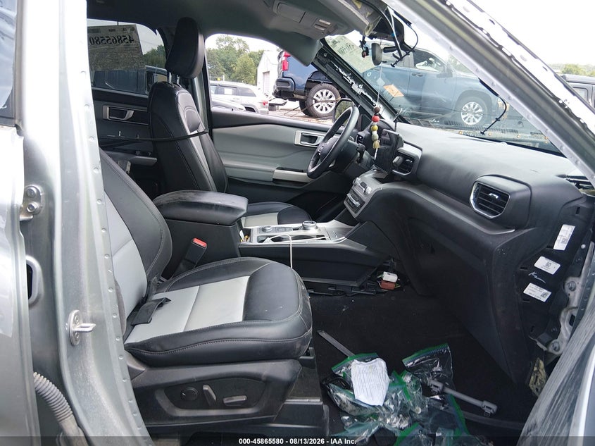 2024 FORD EXPLORER auction photo 5