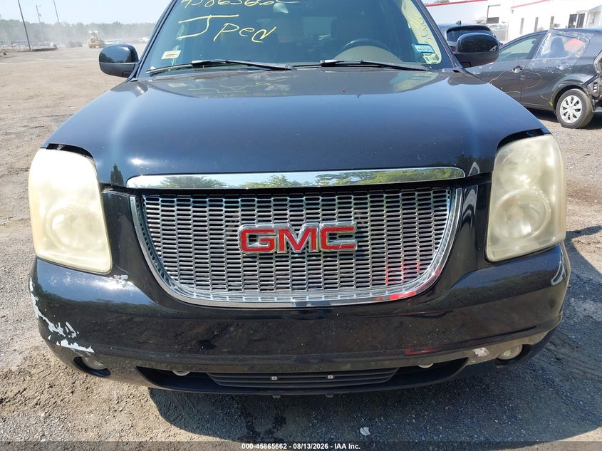 2009 GMC YUKON XL auction photo 6
