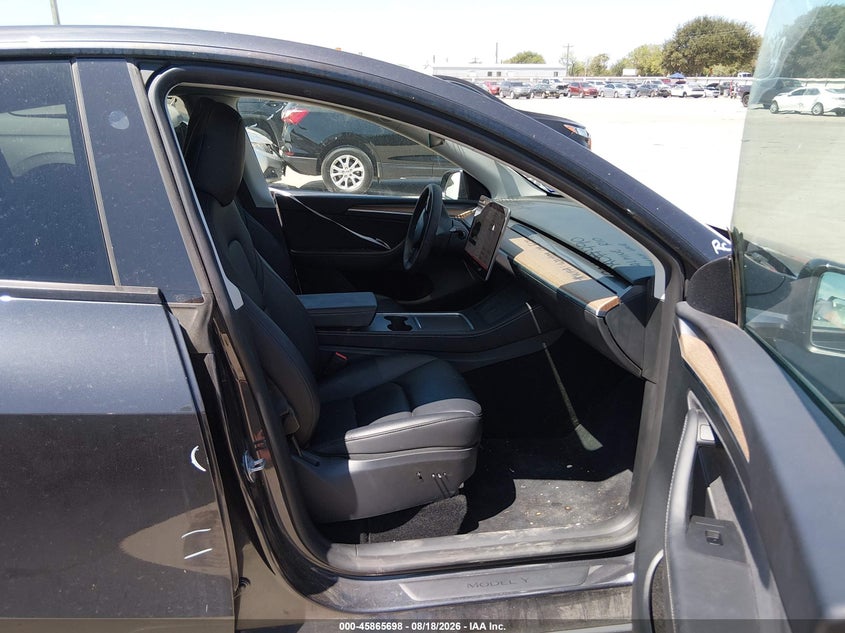 TESLA MODEL Y 2025 VIN 7SAYGAEE2SF295750
