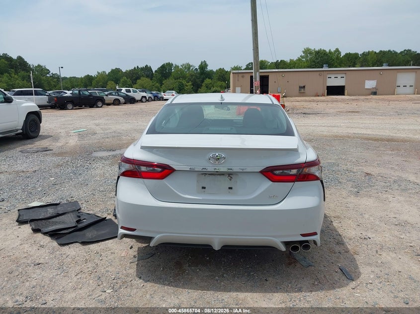 TOYOTA CAMRY - zdjęcie 16