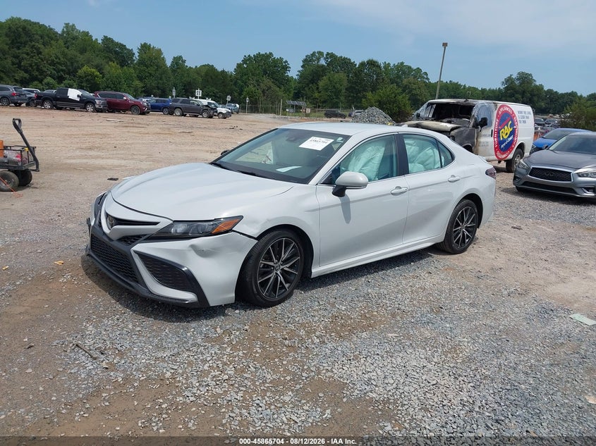 TOYOTA CAMRY - zdjęcie 2