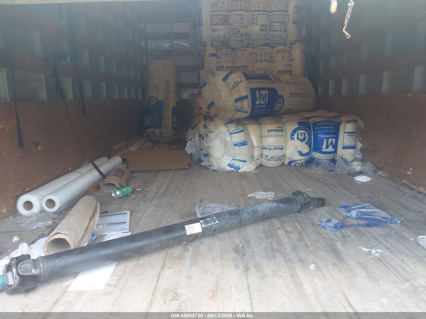 2018 ISUZU NPR HD auction photo 6