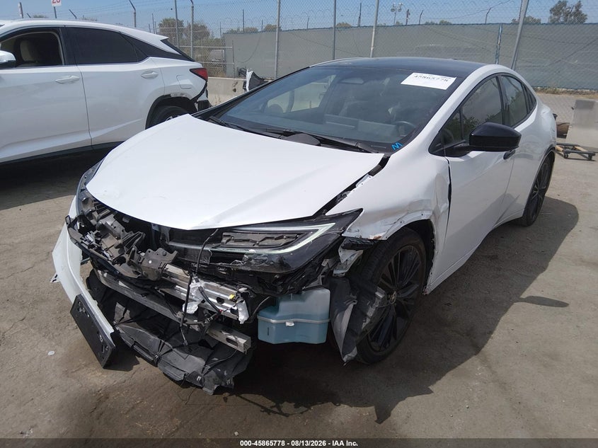 TOYOTA PRIUS - zdjęcie 2