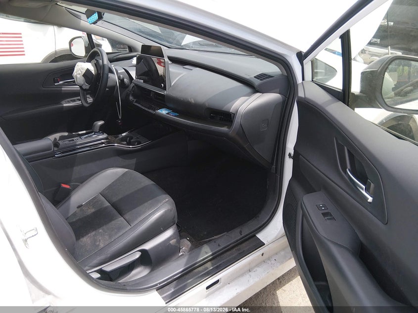 TOYOTA PRIUS - zdjęcie 5