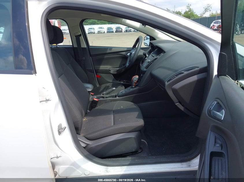 2016 FORD FOCUS auction photo 5