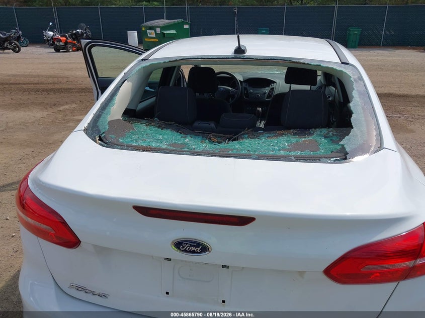 2016 FORD FOCUS auction photo 6