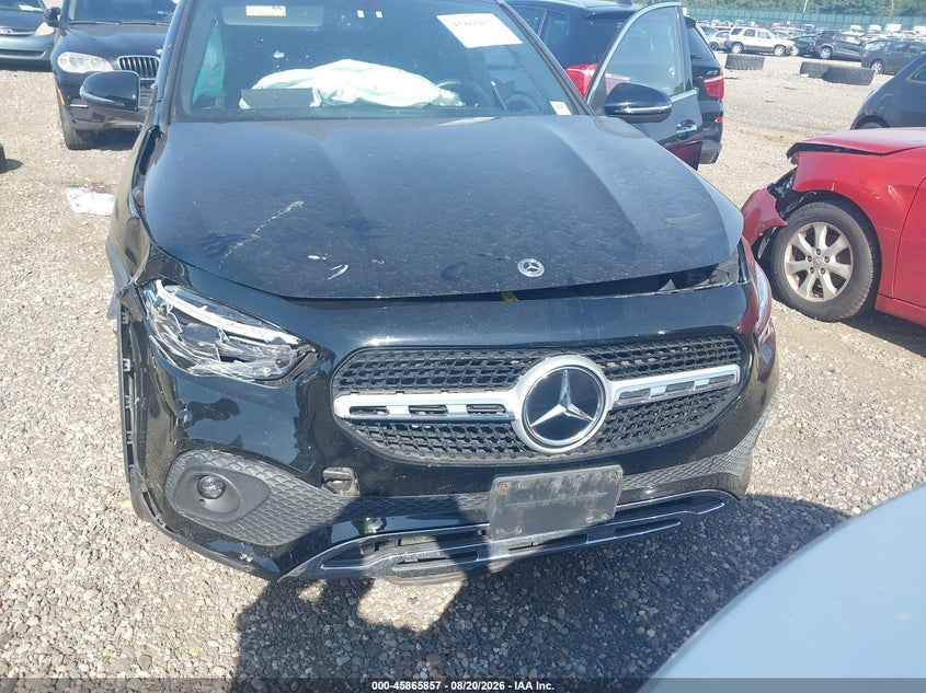 MERCEDES-BENZ GLA 250 - zdjęcie 6