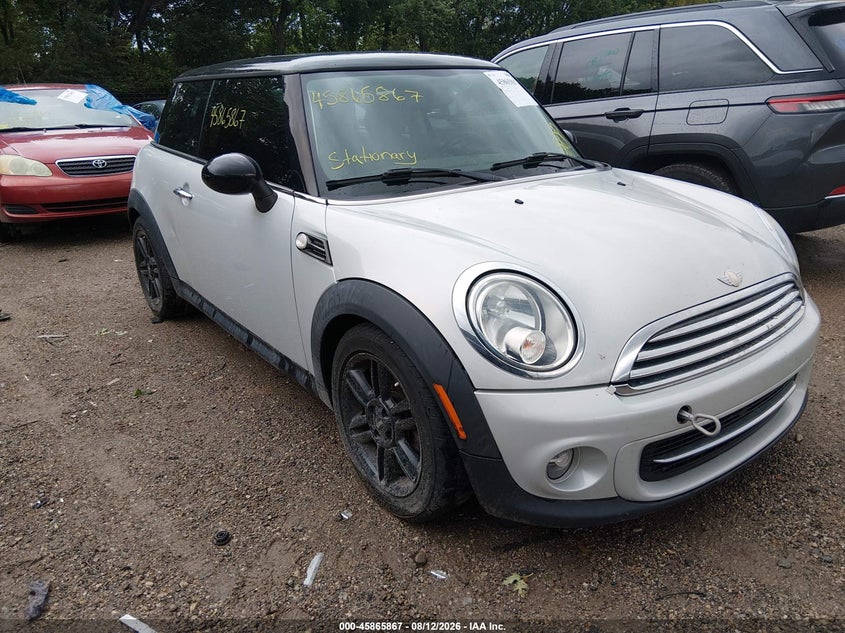 2013 MINI HARDTOP auction photo 1