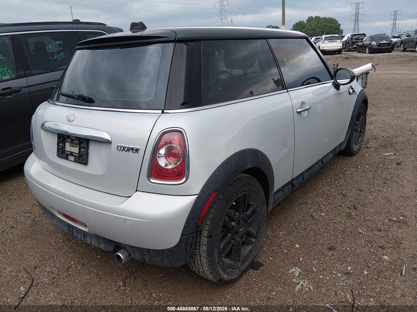 2013 MINI HARDTOP auction photo 4