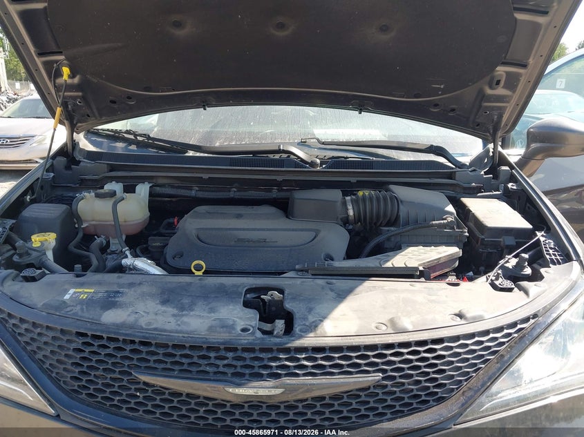 2020 CHRYSLER PACIFICA TOURING L · Фото 10