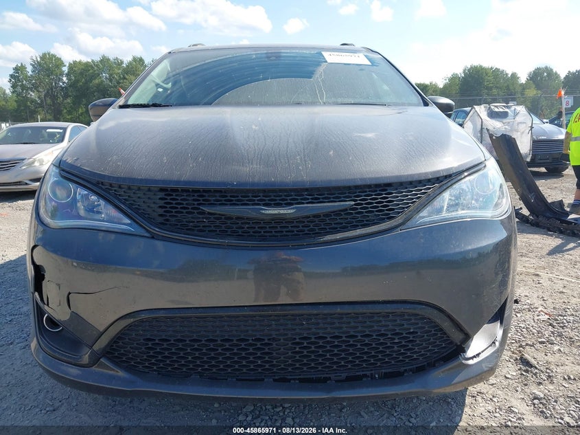 2020 CHRYSLER PACIFICA TOURING L · Фото 13