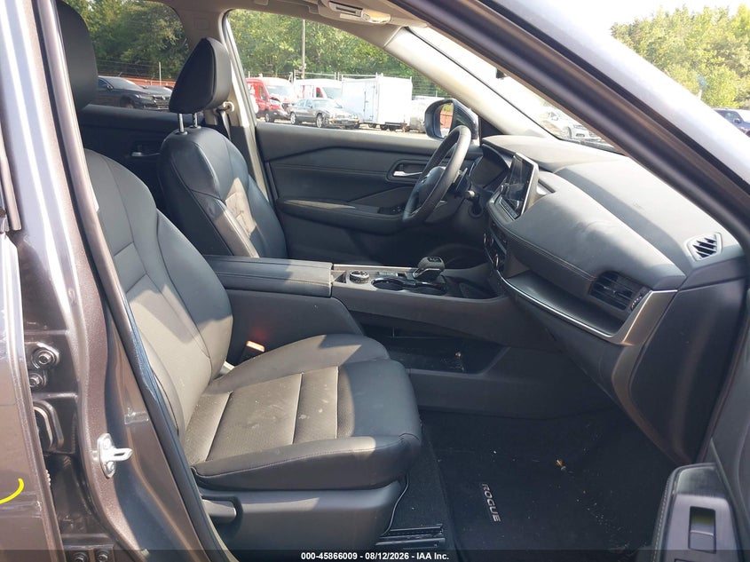 2026 NISSAN ROGUE auction photo 5