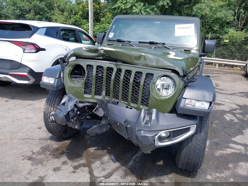 Фото 6 - JEEP GLADIATOR