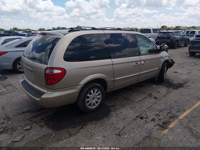 2003 CHRYSLER TOWN & COUNTRY auction photo 4