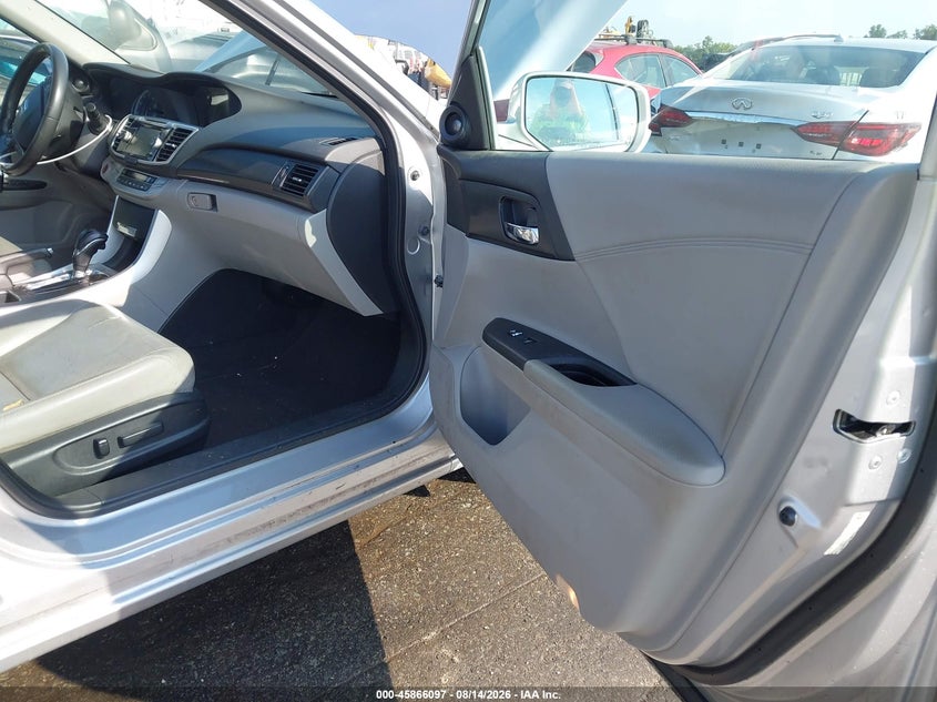 HONDA ACCORD 2013 VIN 1HGCR3F84DA008184