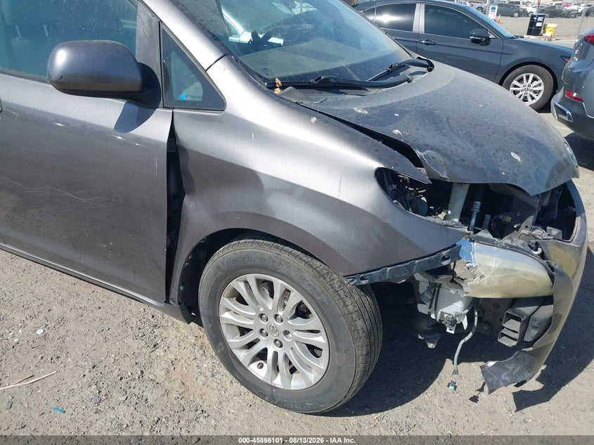 2011 TOYOTA SIENNA VAN 3.5L V-6 DOHC, VVT, 265HP