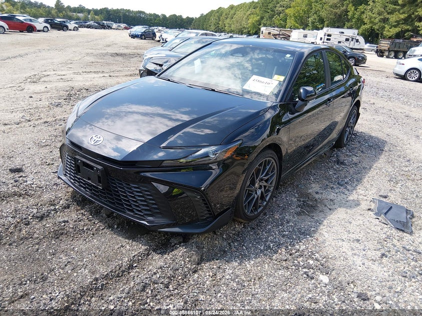 TOYOTA CAMRY - zdjęcie 2