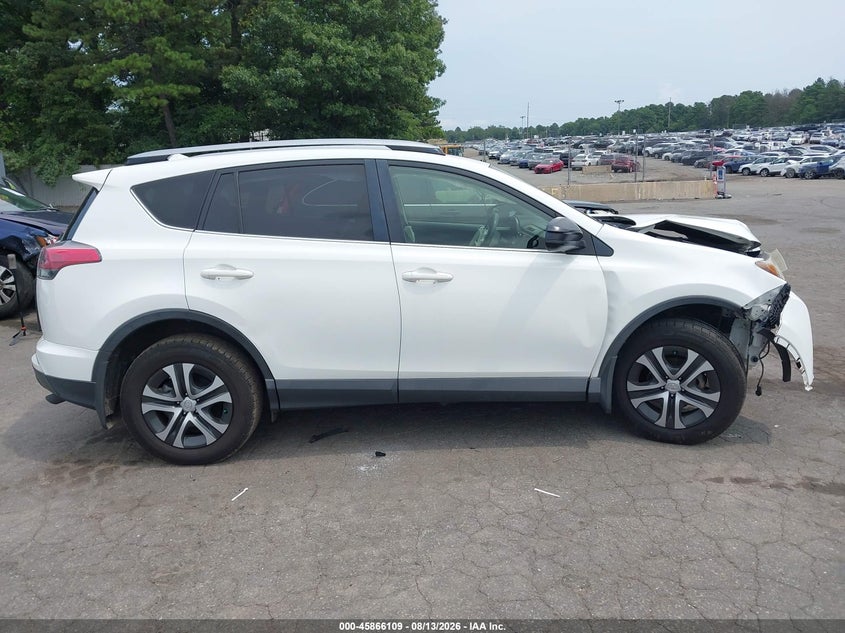 TOYOTA RAV4 - zdjęcie 13