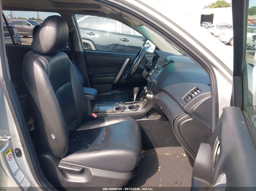 2013 TOYOTA HIGHLANDER auction photo 5