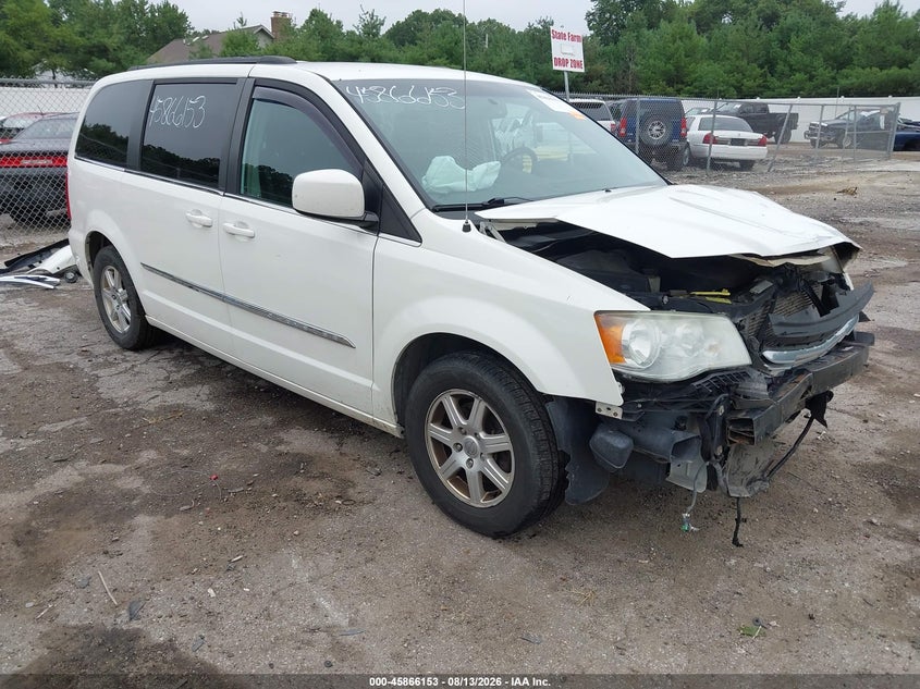 2012 CHRYSLER TOWN & COUNTRY auction photo 1