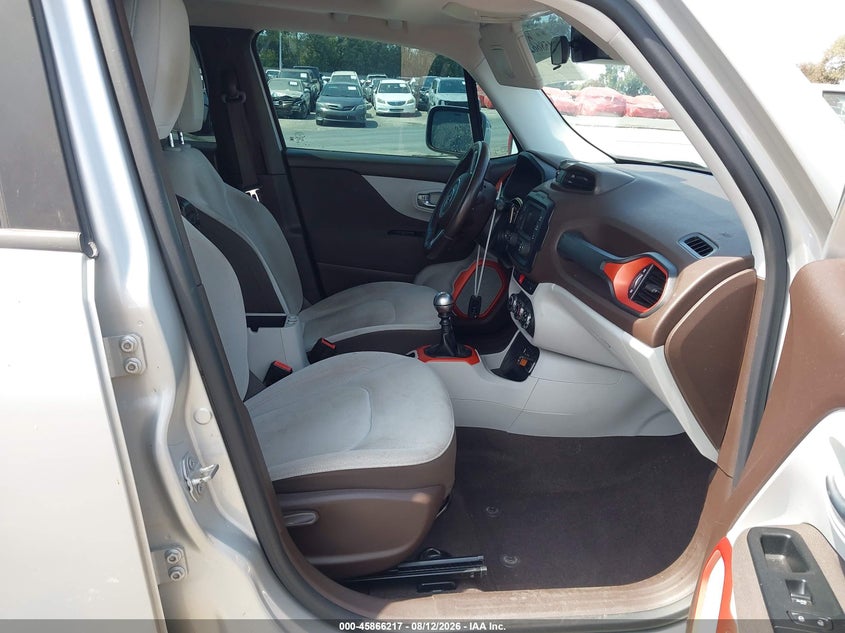 2015 JEEP RENEGADE auction photo 5