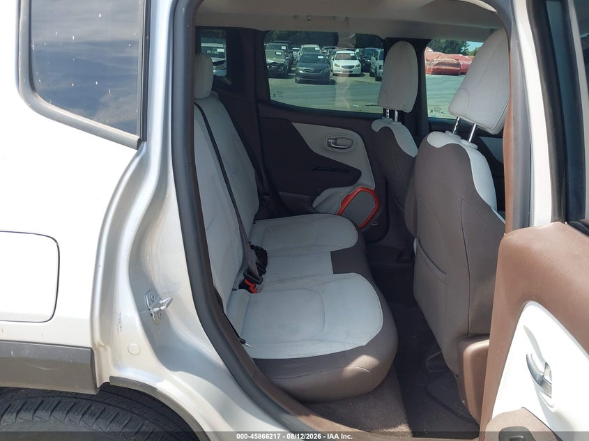 2015 JEEP RENEGADE auction photo 8