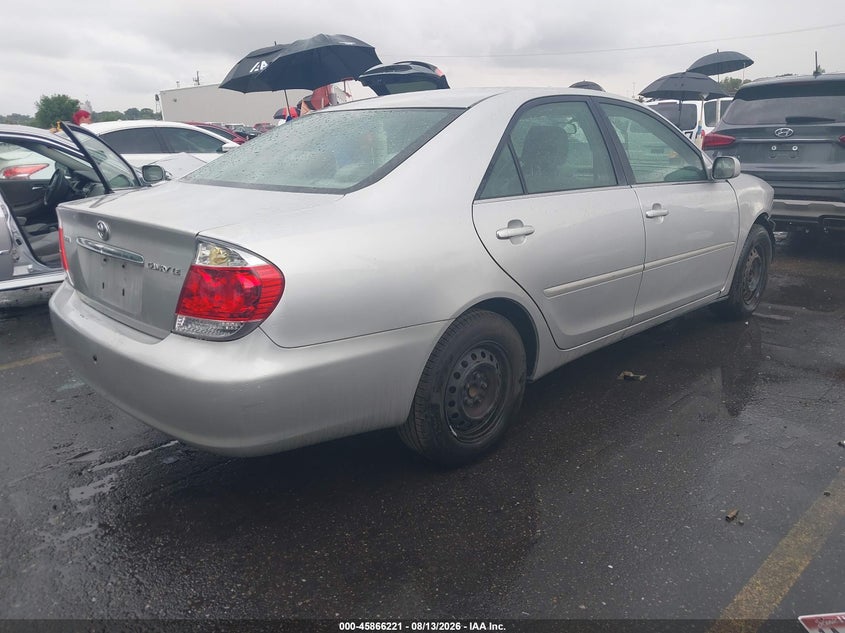 2005 TOYOTA CAMRY auction photo 4