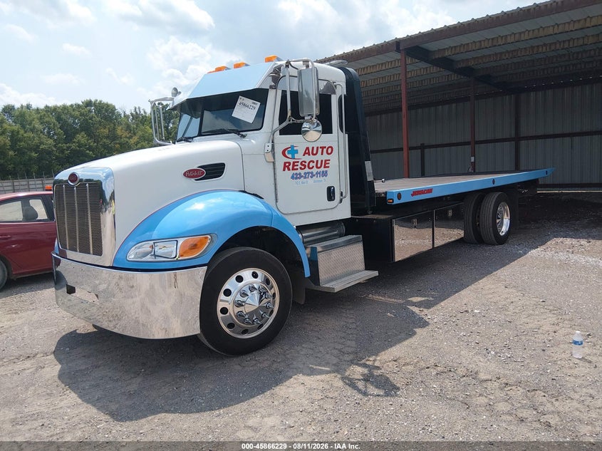 2011 PETERBILT 337 auction photo 2