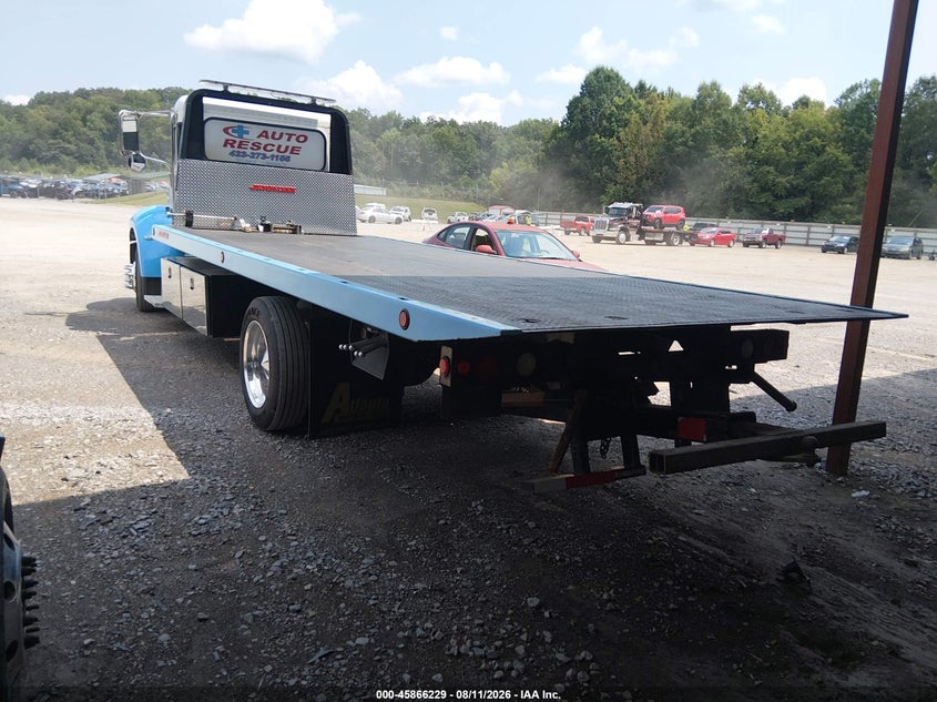 2011 PETERBILT 337 auction photo 3