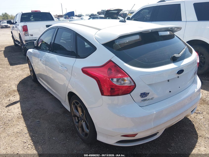 2014 FORD FOCUS ST · Фото 13