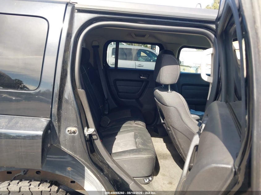 2006 HUMMER H3 SUV auction photo 8