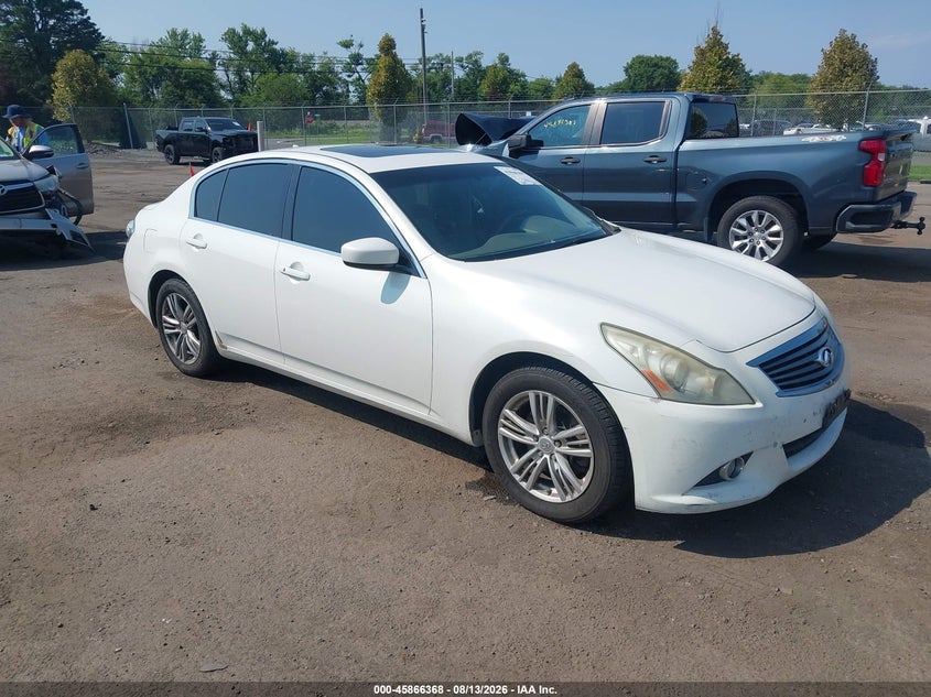 2012 INFINITI G37X — zdjęcie z aukcji