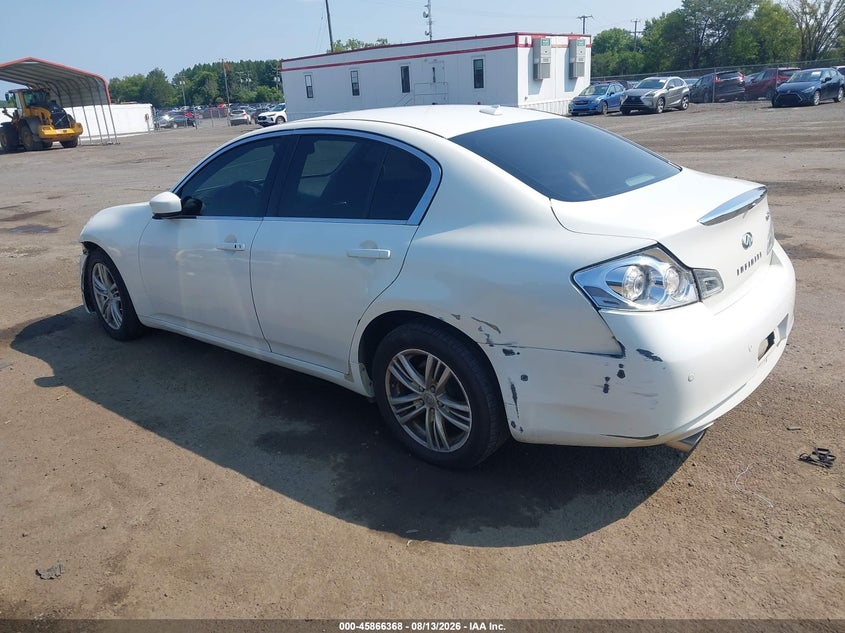 2012 INFINITI G37X — zdjęcie 3