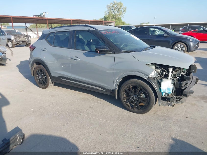 2022 NISSAN KICKS SR XTRONIC CVT