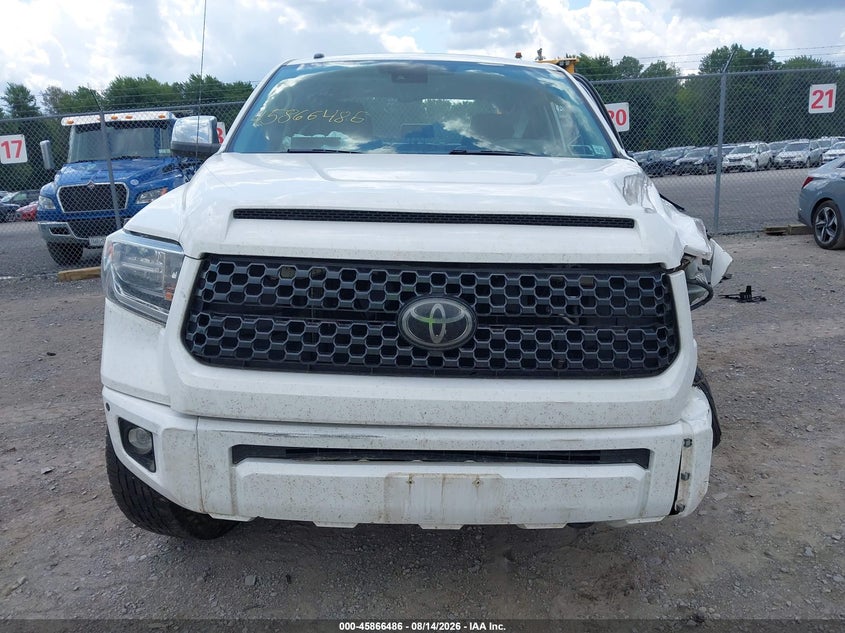 TOYOTA TUNDRA - zdjęcie 13