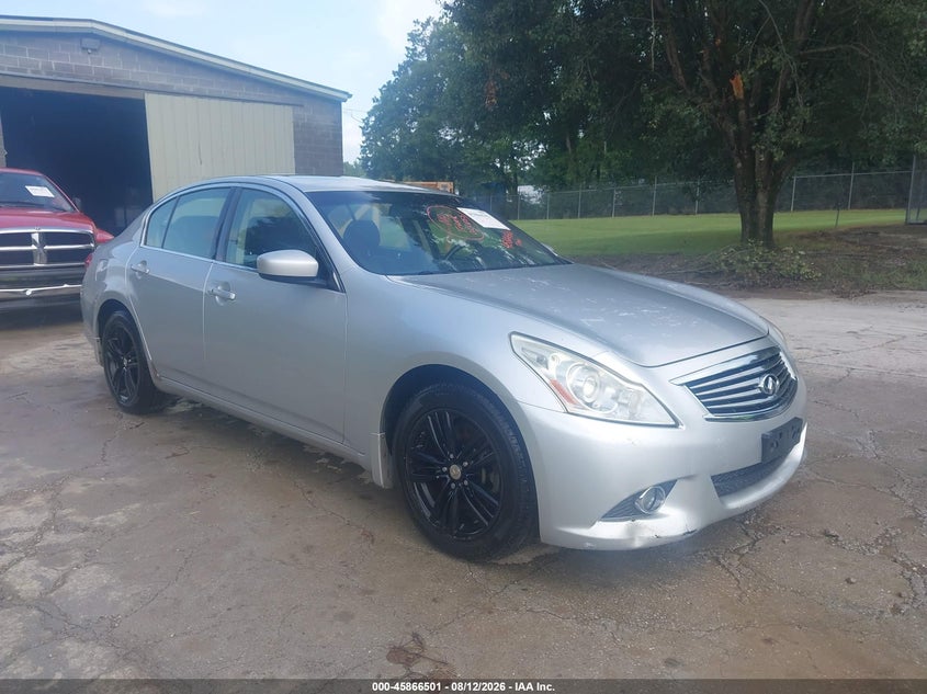 2012 INFINITI G37X — zdjęcie z aukcji