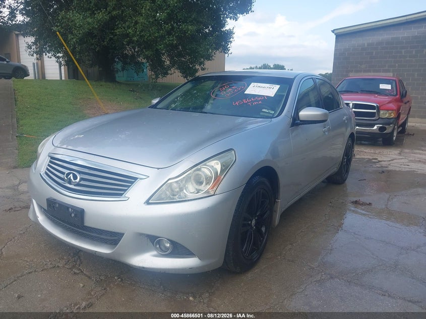 2012 INFINITI G37X — zdjęcie 2
