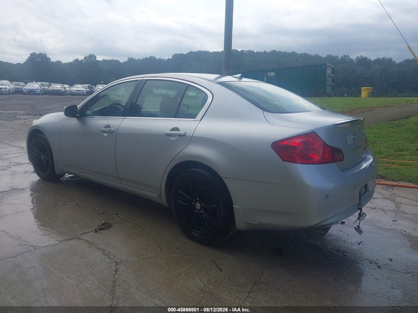 2012 INFINITI G37X — zdjęcie 3