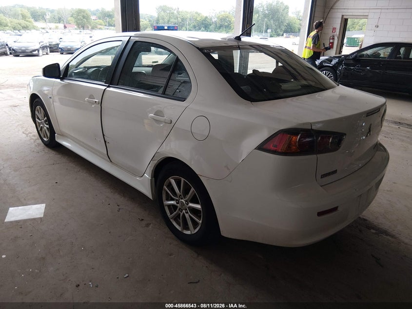 2015 MITSUBISHI LANCER auction photo 3