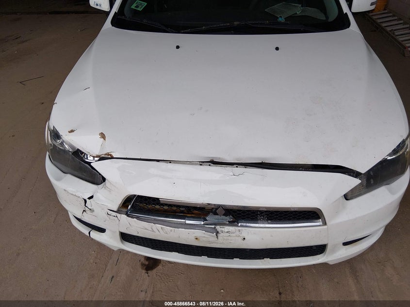 2015 MITSUBISHI LANCER auction photo 6