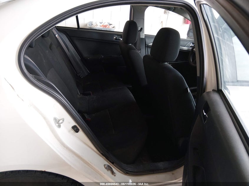 2015 MITSUBISHI LANCER auction photo 8