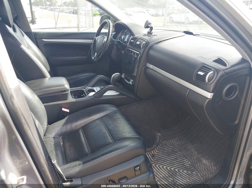 2006 PORSCHE CAYENNE auction photo 5