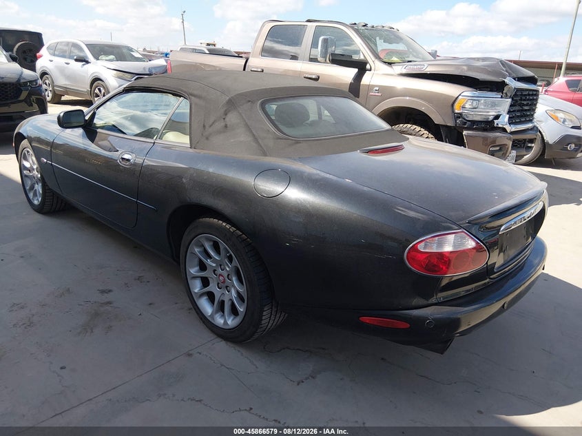 2002 JAGUAR XKR auction photo 3