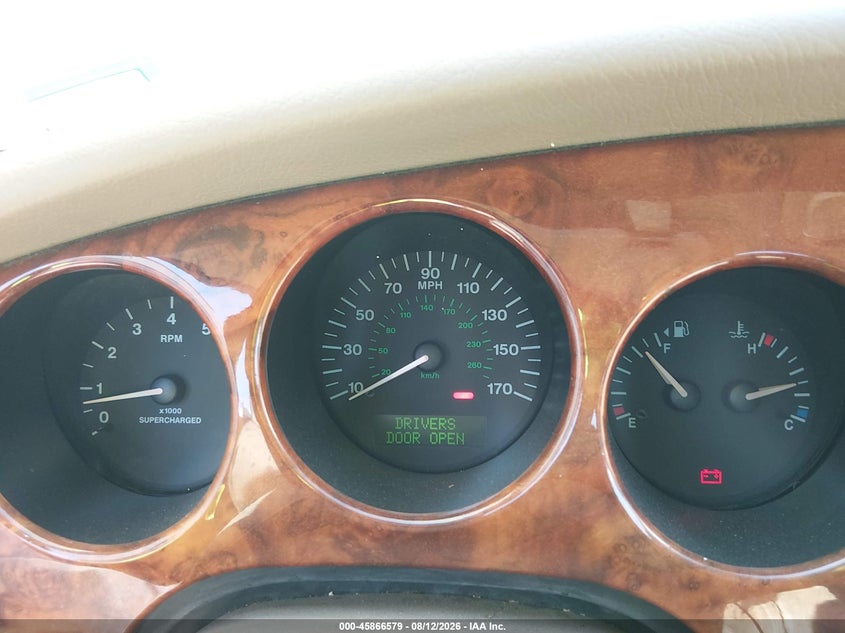 2002 JAGUAR XKR auction photo 7