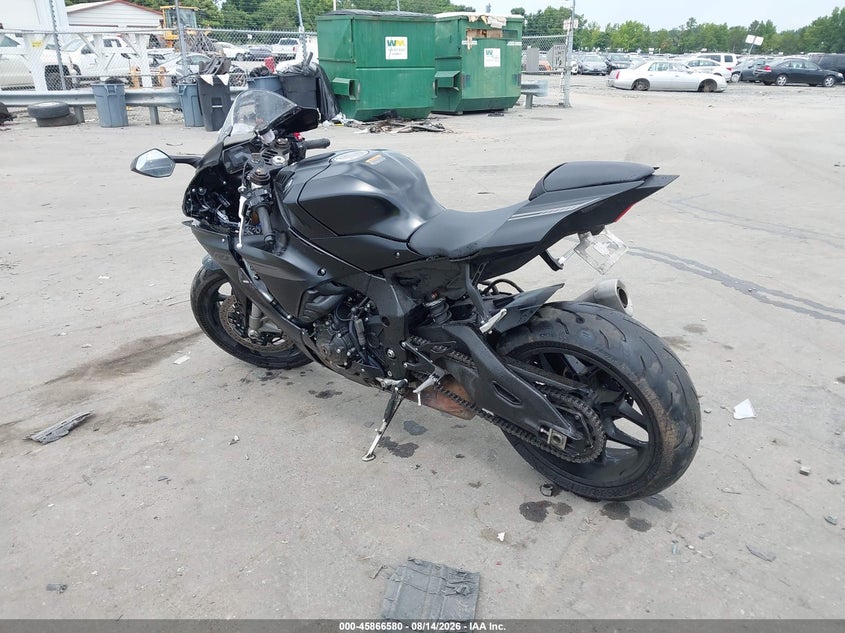 YAMAHA YZF1000 2025