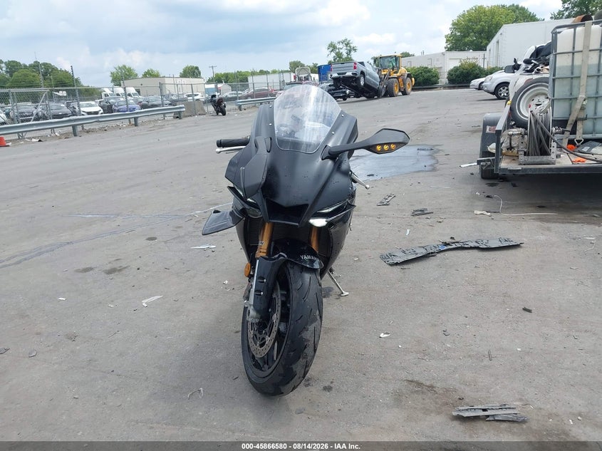 YAMAHA YZF1000 2025
