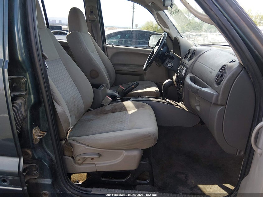 JEEP LIBERTY 2005 VIN 1J8GK48K15W594536