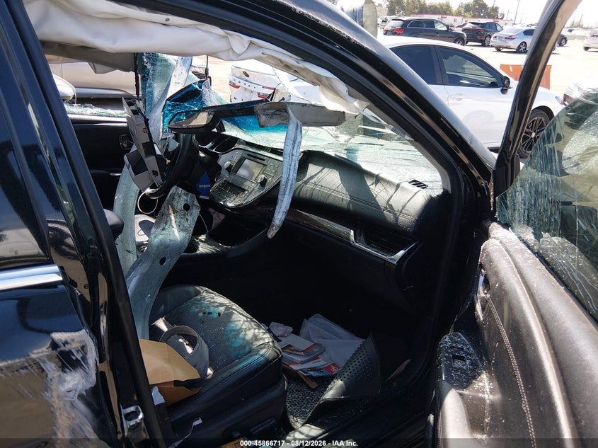 2013 TOYOTA AVALON auction photo 5