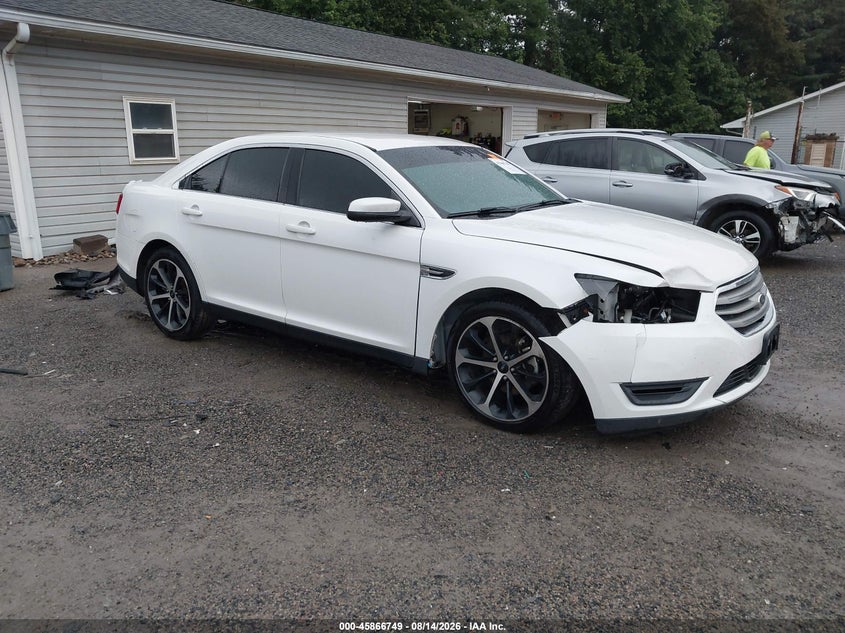 2014 FORD TAURUS auction photo 1